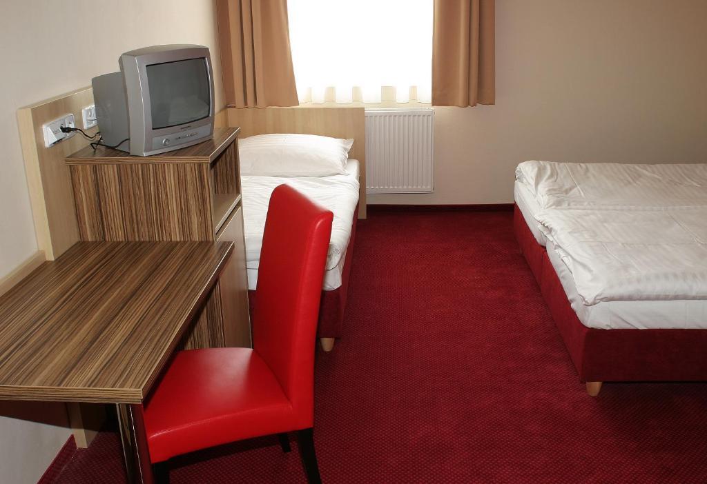 Hotel U Divadla Znojmo Quarto foto